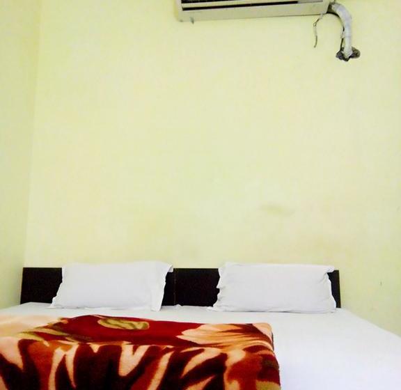 בית מלון כפרי Kesar Vilas