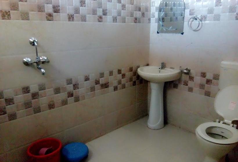 בית מלון כפרי Kesar Vilas