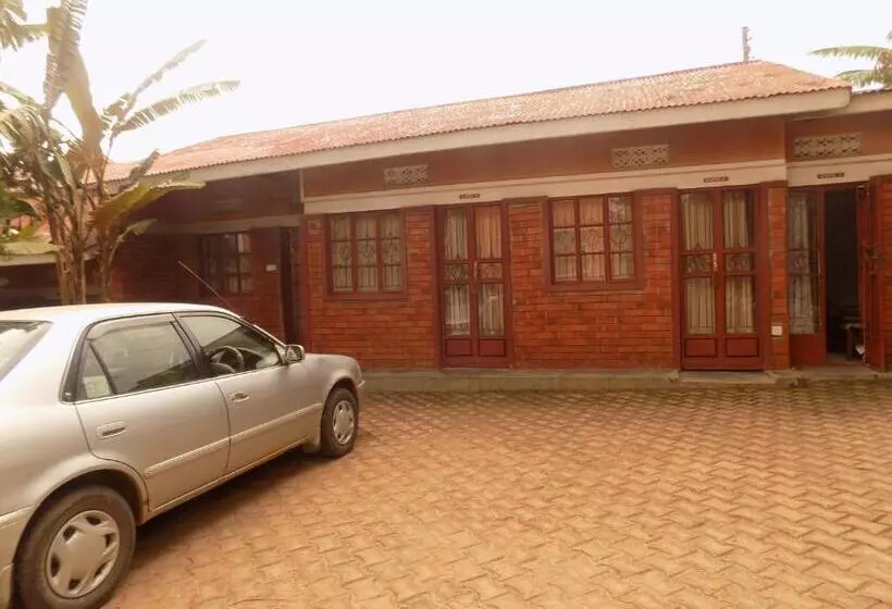 هتل Meliva Guest House Mbarara