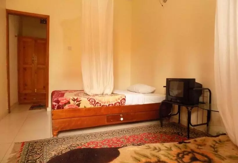 هتل Meliva Guest House Mbarara