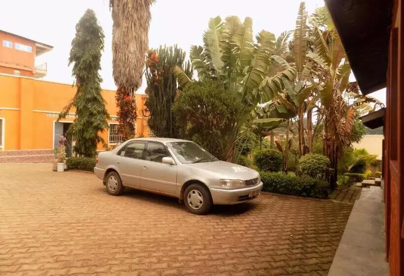 هتل Meliva Guest House Mbarara