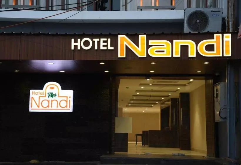 ホテル Nandi