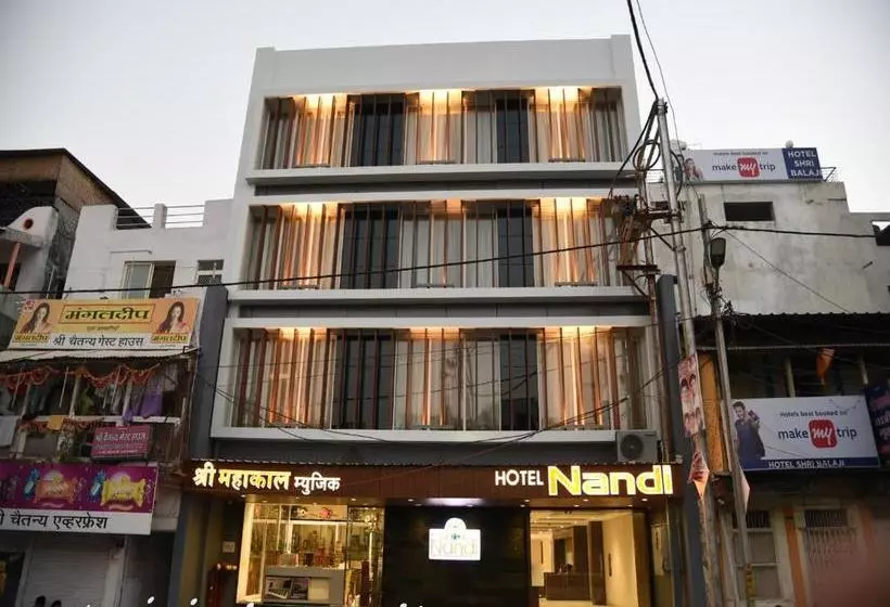 ホテル Nandi