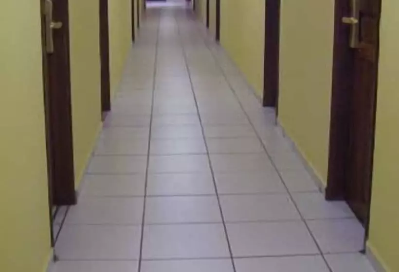 Hotelli Pirâmide Palace