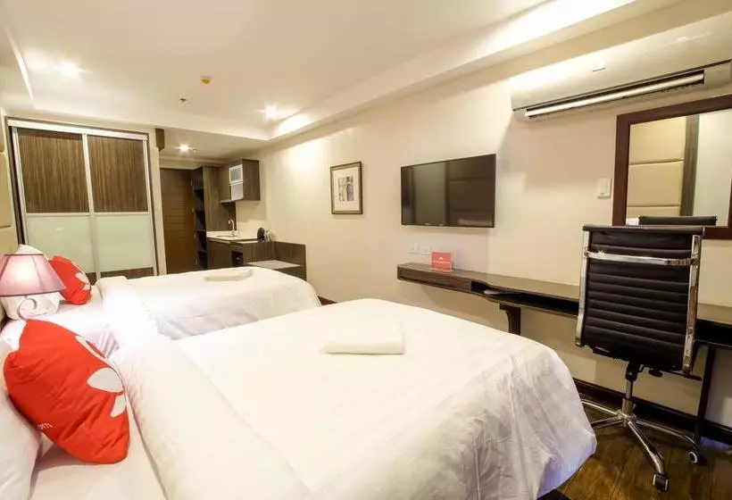 Hotelli Zen Rooms West Avenue