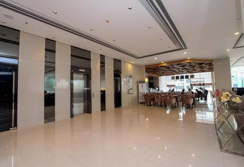 Hotelli Zen Rooms West Avenue