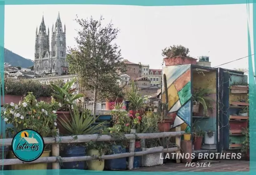 ユースホステル Latinos Brothers House