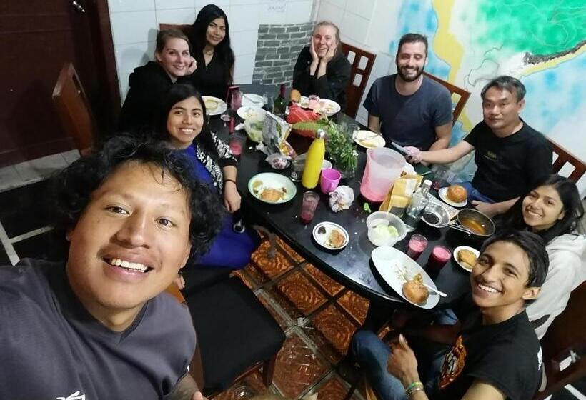 هاستل Latinos Brothers House