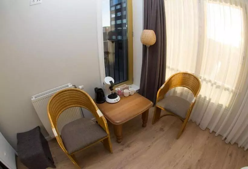 ベッドアンドブレックファースト Marbles Inn