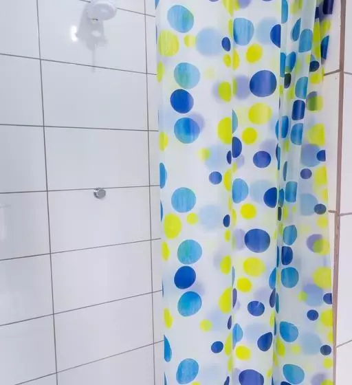 Cabanas Hostel & Suites