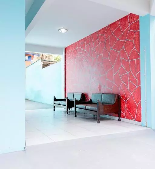 Cabanas Hostel & Suites