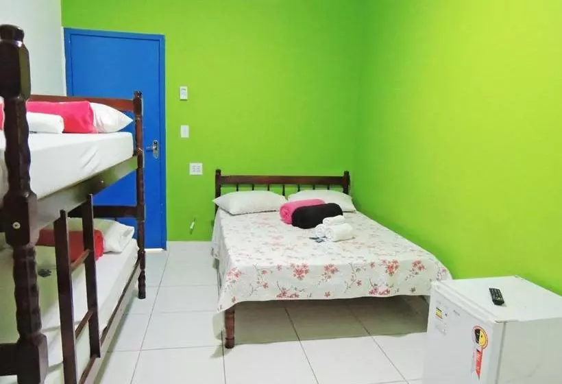 Cabanas Hostel & Suites