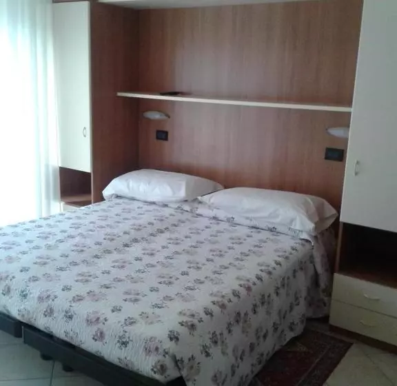 Hotelli Albergo Moderna