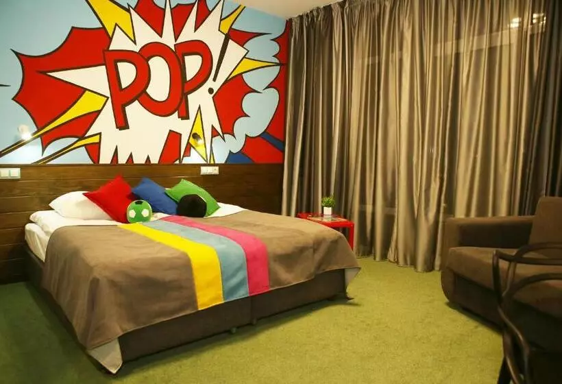 ホテル Emigrand Art