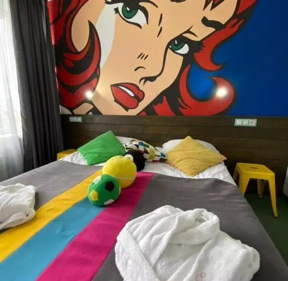 ホテル Emigrand Art