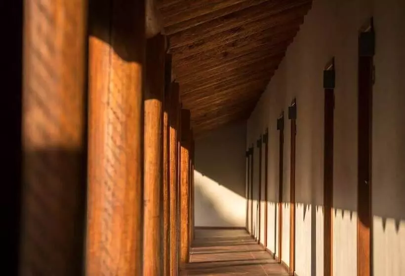 هتل Hostería La Bordona