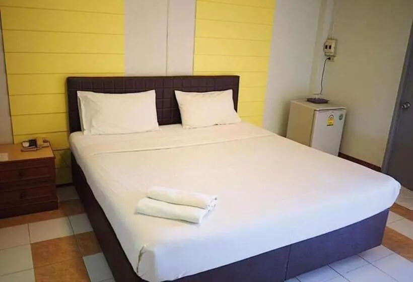 ホテル Kumkaew Udon