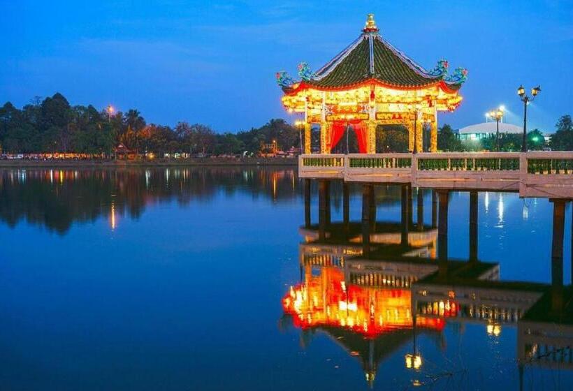 فندق Kumkaew Udon