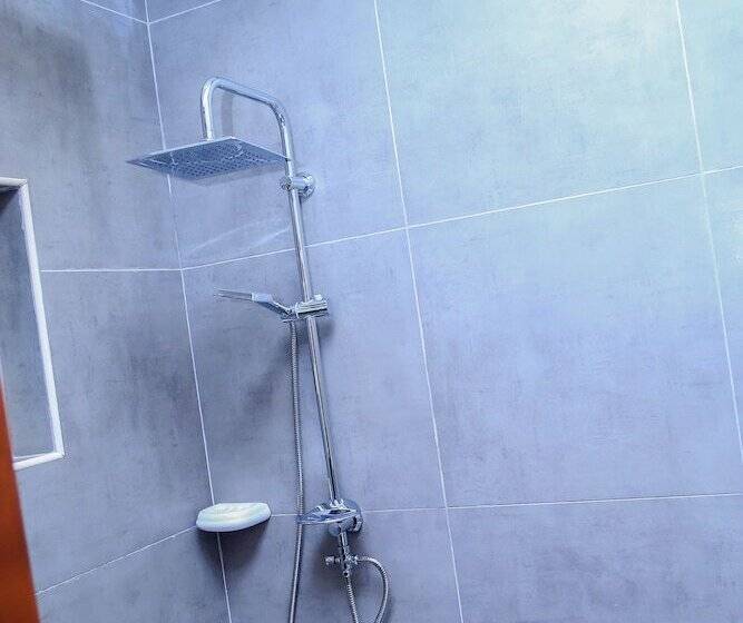 هتل Les Orchidees