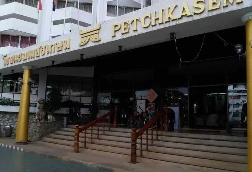 ホテル Petchkasem Grand