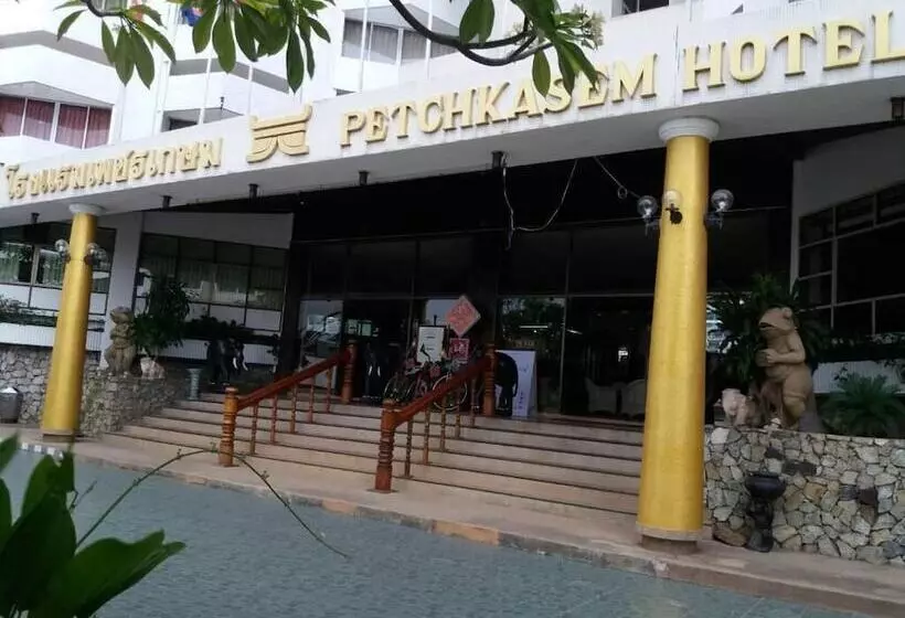 ホテル Petchkasem Grand