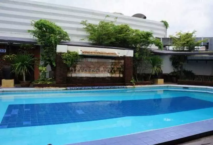 ホテル Petchkasem Grand