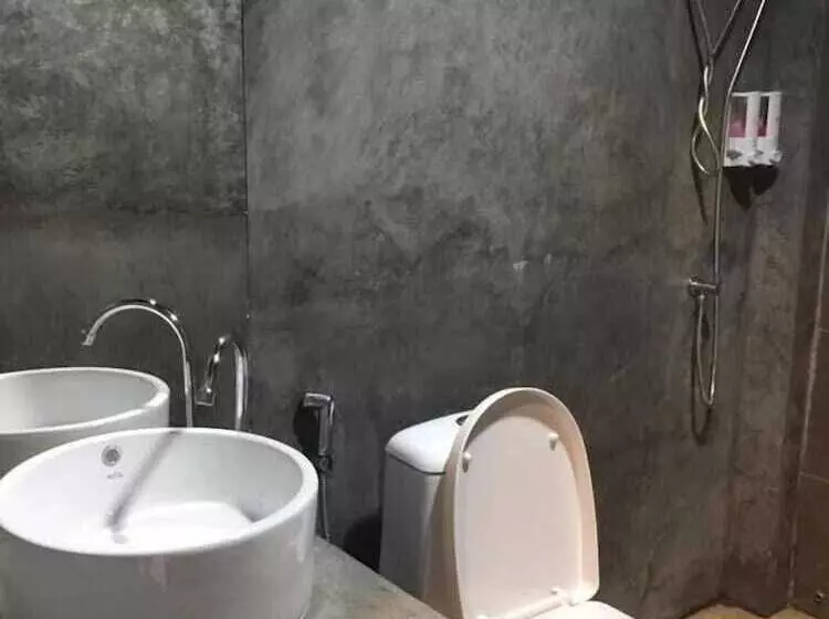 Hotelli Takuapa Station