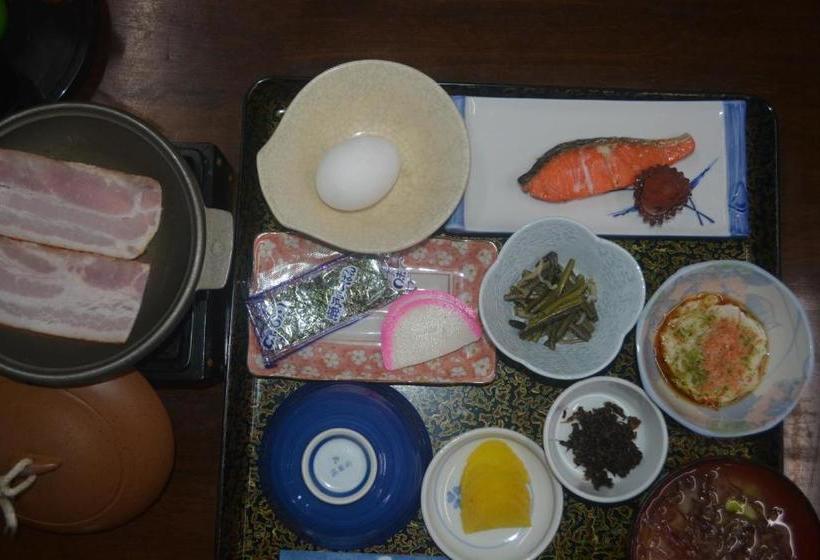 Ryokan Drive Inn Keigetsu