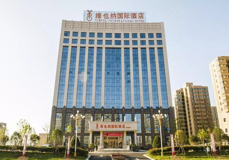 Vienna International Hotel Xinyang Yangshan New District