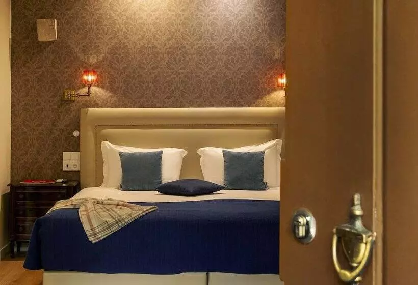 Aamiaismajoitus (B&B) Palácio De Sintra Boutique House