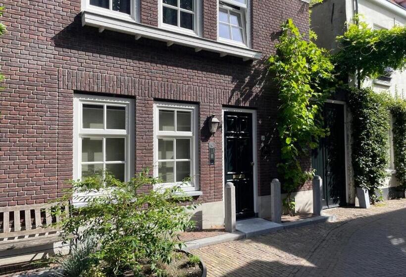 Boutique Hotel Nieuw Uilenburg