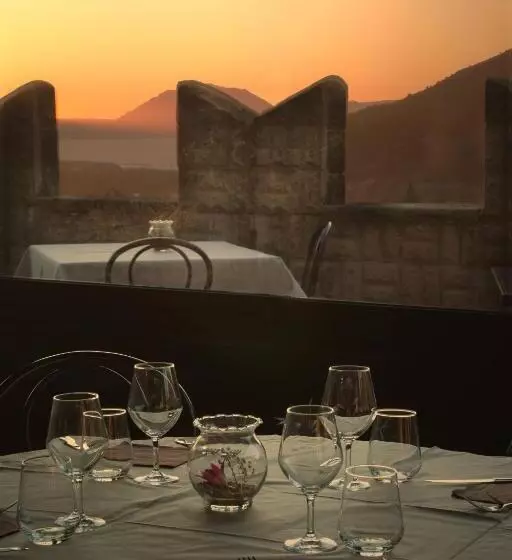 ホテル Castello Di Giuliano