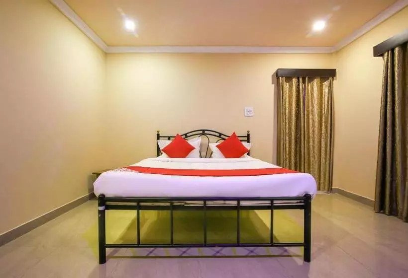 ホテル Oyo Stayout For Family At Calangute