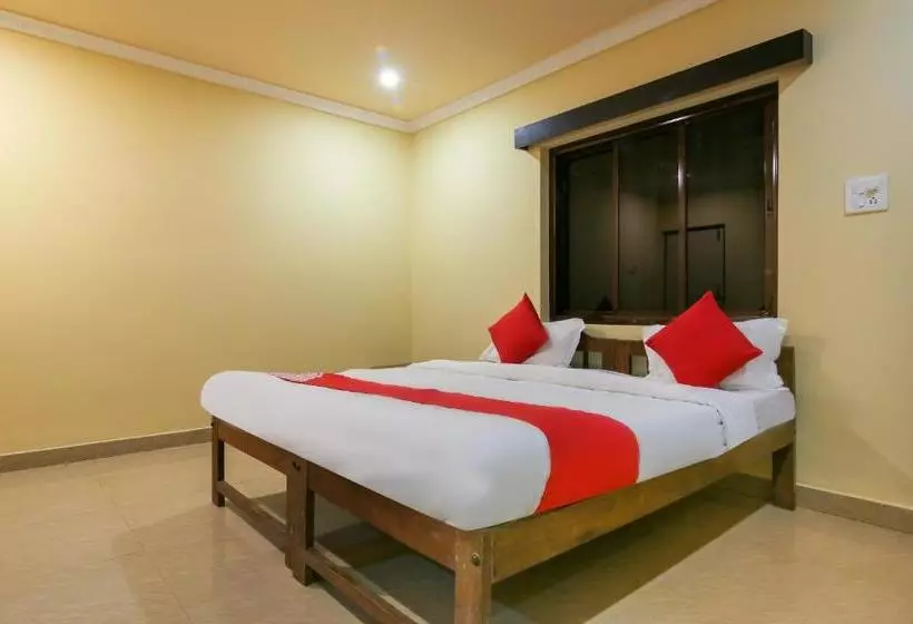 ホテル Oyo Stayout For Family At Calangute