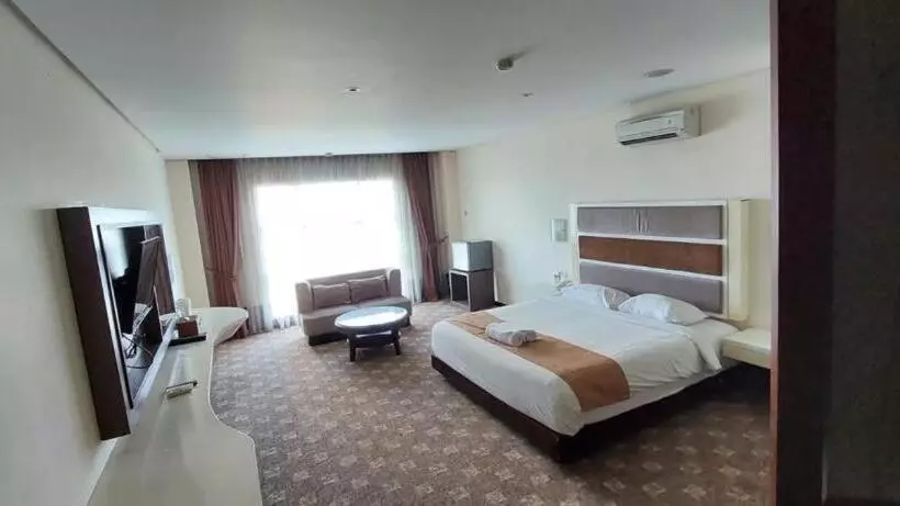 Hotelli President Executive Club