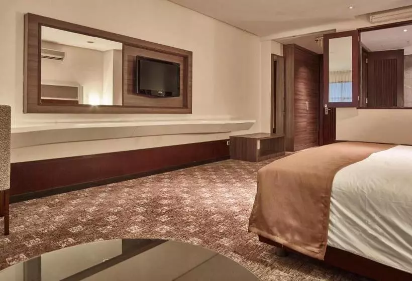 Hotelli President Executive Club