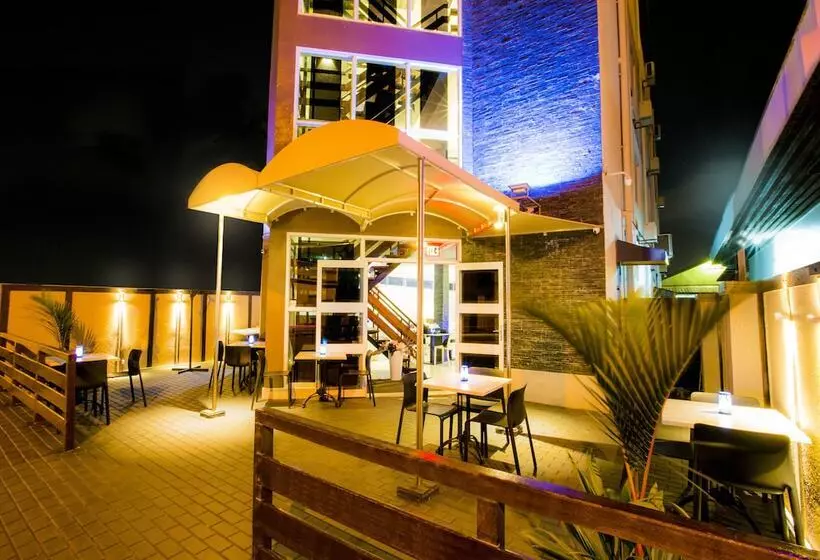 هتل Qinn Boutique