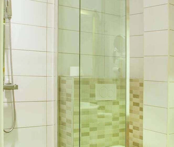 هتل Qinn Boutique