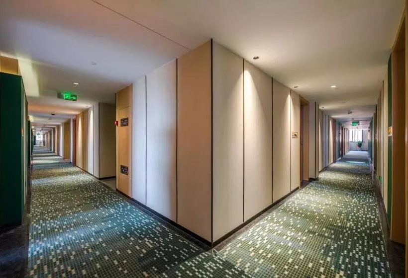 هتل Yiwu Baide Theme