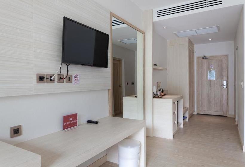 فندق Zen Premium Panwa Beach