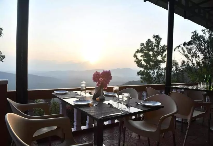 ユースホステル Kstdc Hotel Mayura Valley View Madikeri
