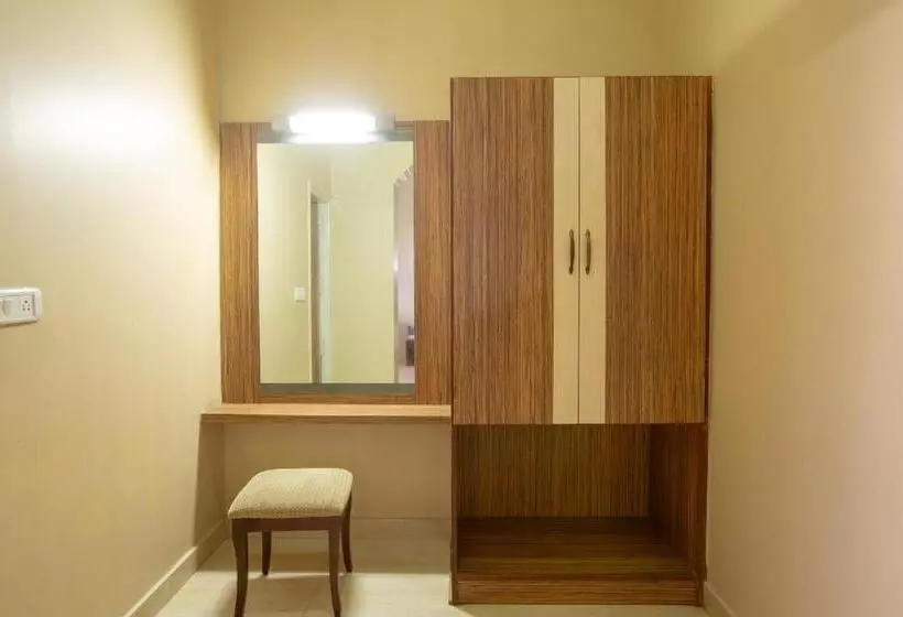 ユースホステル Kstdc Hotel Mayura Valley View Madikeri
