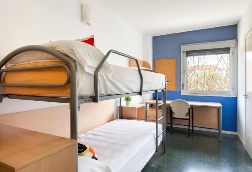 هاستل Residencia Tomás Alfaro Fournier