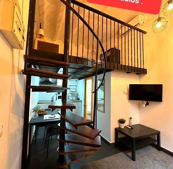 هاستل The Hipstel Parallel