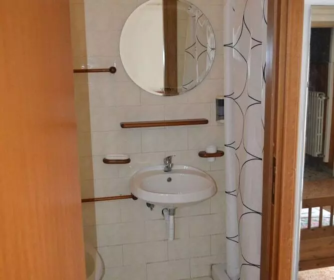 Hotelli Albergo Abruzzese