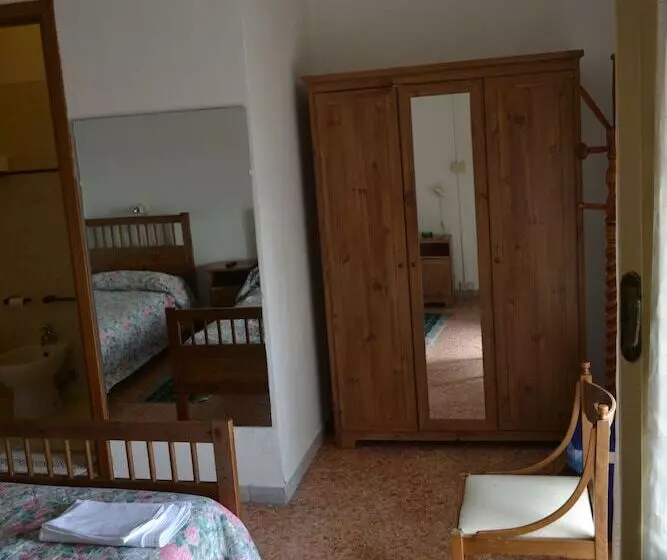 Hotelli Albergo Abruzzese
