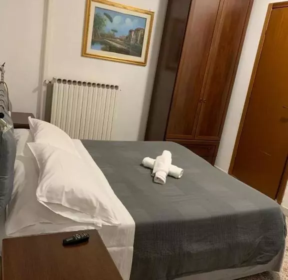 Hotelli Albergo Abruzzese