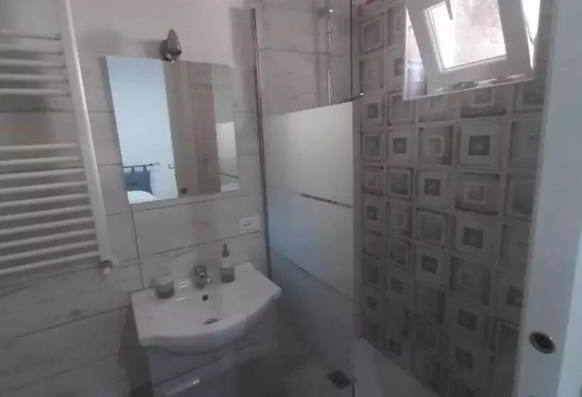 Hotelli Albergo Abruzzese