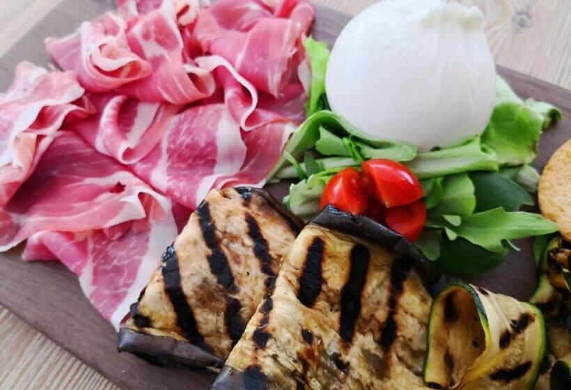 فندق Da Romagnolo