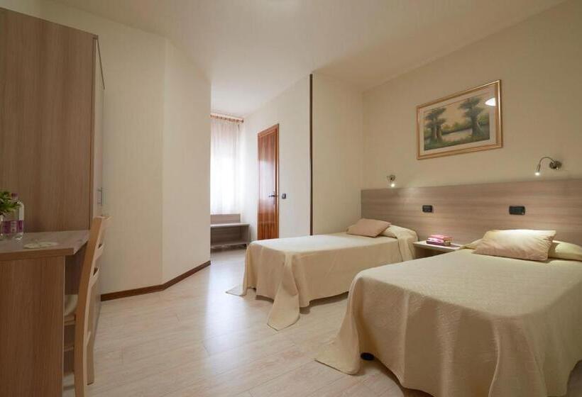 فندق Da Romagnolo